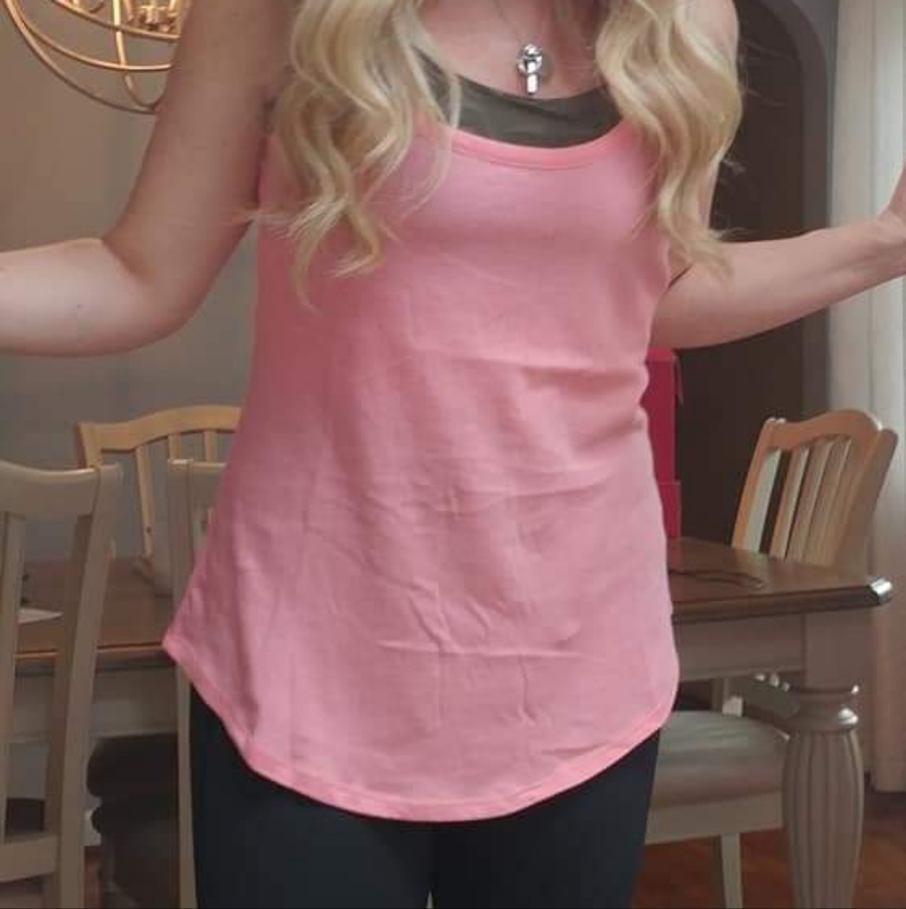 Chaser Pink Racerback Tank Size Medium - Picture 8 of 8